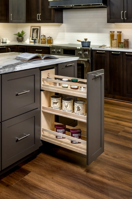 Century Components 9" Signature Series Base Cabinet Organizer For 9" Cabinet Opening (SIGBO85PF)