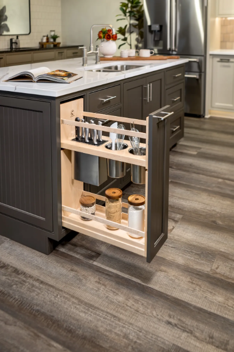 Century Components 9" Signature Series Face Frame Pullout Canister Organizer with Knife Block For 9" Cabinet Opening (SIGKBI85PF)