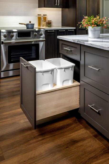 Century Components 15" Signature Series 34 Quart Bottom Mount Waste Container (SIGBM145-34PF)